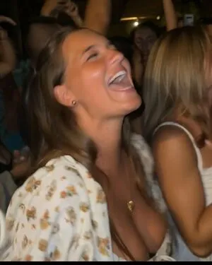 Camille Aubery OnlyFans Leaked Free Thumbnail Picture - #DKjix9wZkO