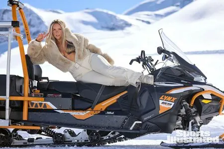 Camille Kostek OnlyFans Leaked Free Thumbnail Picture - #6zYpJU8Cwf