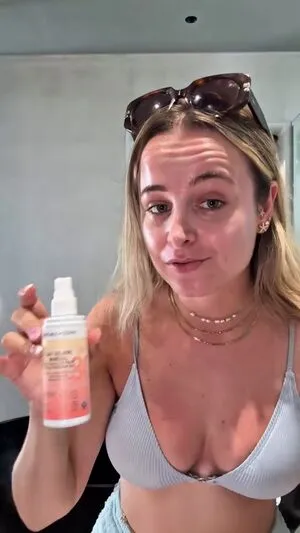 Camille Lv OnlyFans Leaked Free Thumbnail Picture - #T8Imy85OBf