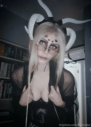 Cammi Star OnlyFans Leaked Free Thumbnail Picture - #dRAbtODOge
