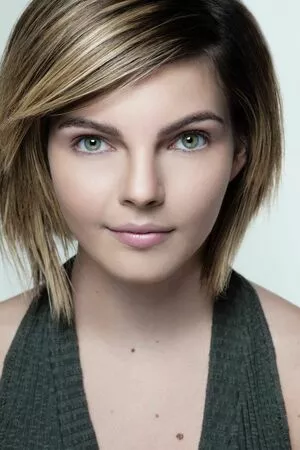 Camren Bicondova OnlyFans Leaked Free Thumbnail Picture - #4dee3iyKDh