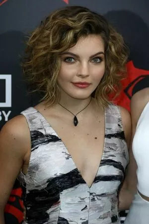 Camren Bicondova OnlyFans Leaked Free Thumbnail Picture - #7Y0OX3KcOe