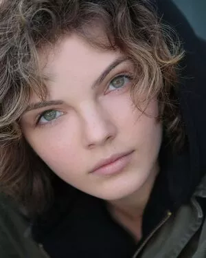 Camren Bicondova OnlyFans Leaked Free Thumbnail Picture - #jGybR2xoYj