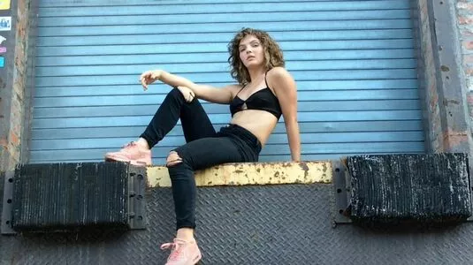 Camren Bicondova OnlyFans Leaked Free Thumbnail Picture - #wXcLXZLsV2