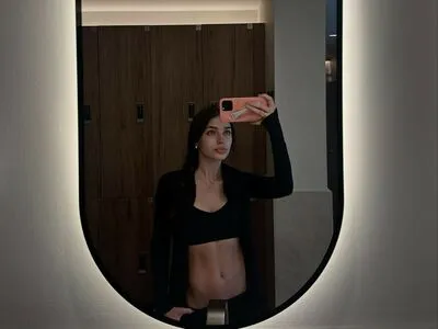 Candela G Candelaga OnlyFans Leaked Free Thumbnail Picture - #6ko7N2syae