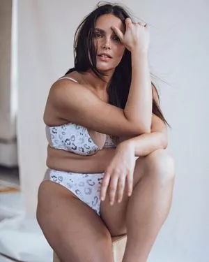 Candice Huffine OnlyFans Leaked Free Thumbnail Picture - #myXPh4885A