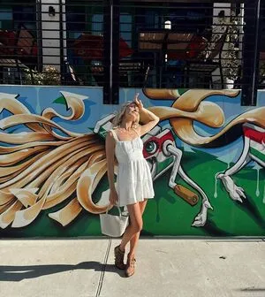 Candice King OnlyFans Leaked Free Thumbnail Picture - #8OUPHUDhs9