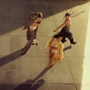 Candice Swanepoel OnlyFans Leaked Free Thumbnail Picture - #4gWd1tqsys