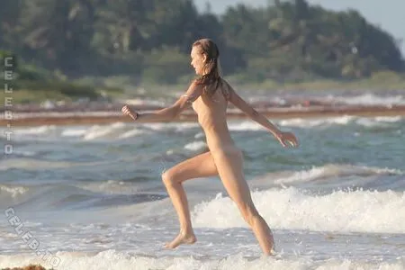 Candice Swanepoel OnlyFans Leaked Free Thumbnail Picture - #4pPNjyKZwS