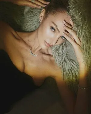 Candice Swanepoel OnlyFans Leaked Free Thumbnail Picture - #CbSjIpTlCg