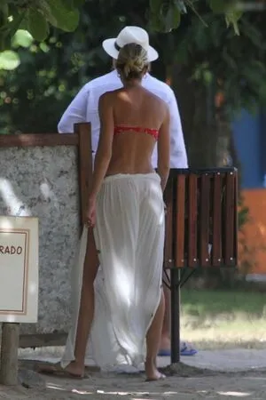 Candice Swanepoel OnlyFans Leaked Free Thumbnail Picture - #aSRZFScmKw