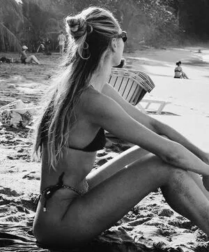 Candice Swanepoel OnlyFans Leaked Free Thumbnail Picture - #iusTHsQNY5