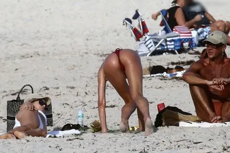 Candice Swanepoel OnlyFans Leaked Free Thumbnail Picture - #ky8ZQYgiPg