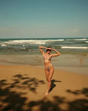 Candice Swanepoel OnlyFans Leaked Free Thumbnail Picture - #reXxIFkh2f