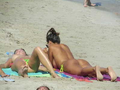Candid Beach OnlyFans Leaked Free Thumbnail Picture - #sAesrKnPqF