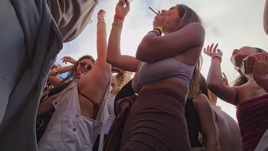 Candid Boobs OnlyFans Leaked Free Thumbnail Picture - #6bv9JgnCLq