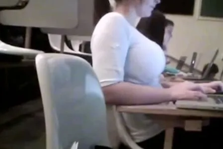 Candid Boobs OnlyFans Leaked Free Thumbnail Picture - #h1QnQ4xxBz