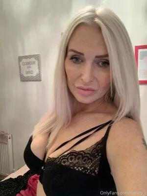 Candy C OnlyFans Leaked Free Thumbnail Picture - #dYj8hRrsFR