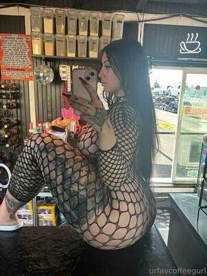 Capbarista OnlyFans Leaked Free Thumbnail Picture - #y9J8N36FEl