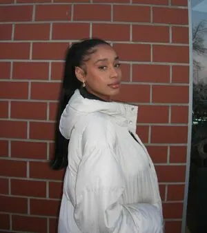 Capeverdian OnlyFans Leaked Free Thumbnail Picture - #LOVZG1hbU8