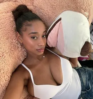 Capeverdian OnlyFans Leaked Free Thumbnail Picture - #VitlQGdpN7