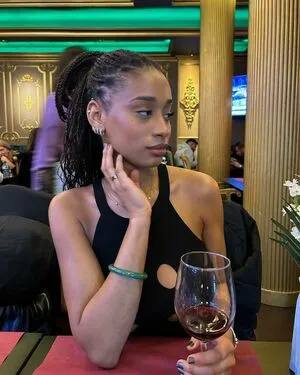 Capeverdian OnlyFans Leaked Free Thumbnail Picture - #YkryWxttWd