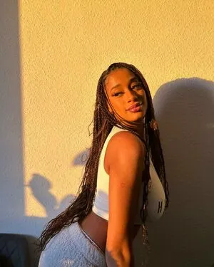 Capeverdian OnlyFans Leaked Free Thumbnail Picture - #ihdHQPVA8w