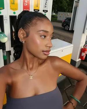 Capeverdian OnlyFans Leaked Free Thumbnail Picture - #mxFIb5Cfu2