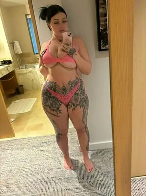 Caprice OnlyFans Leaked Free Thumbnail Picture - #lKlUkiAYA6