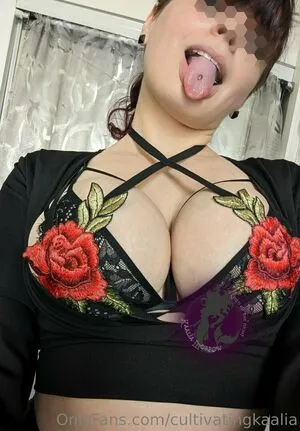 Captivatingkaalia OnlyFans Leaked Free Thumbnail Picture - #4nw1ojHk34