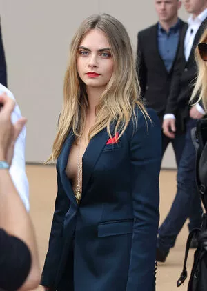 Cara Delevingne OnlyFans Leaked Free Thumbnail Picture - #1xunOxKNtL