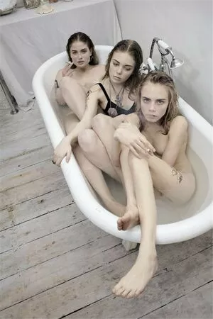 Cara Delevingne OnlyFans Leaked Free Thumbnail Picture - #3IlG2emNk1