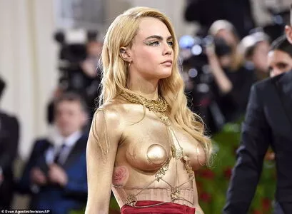 Cara Delevingne OnlyFans Leaked Free Thumbnail Picture - #7nYItJSJll