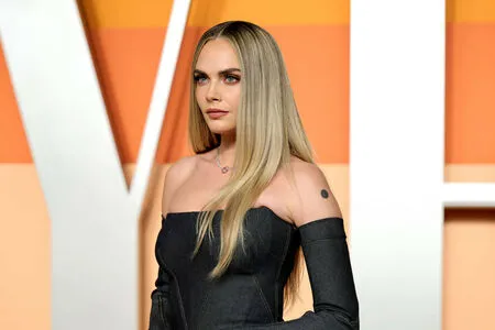 Cara Delevingne OnlyFans Leaked Free Thumbnail Picture - #J5MfD0qs01