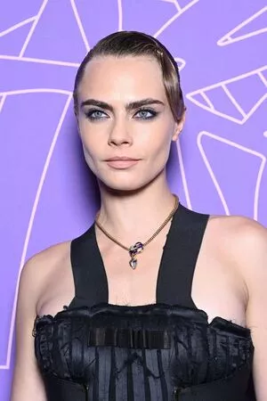 Cara Delevingne OnlyFans Leaked Free Thumbnail Picture - #LbeLtfPAPO