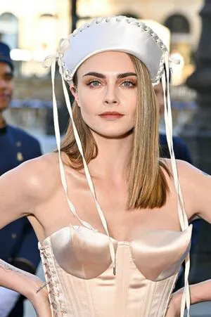 Cara Delevingne OnlyFans Leaked Free Thumbnail Picture - #R9J8nLHYLm