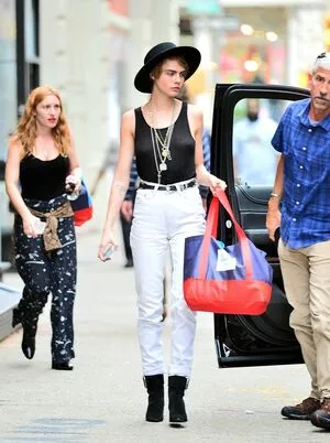 Cara Delevingne OnlyFans Leaked Free Thumbnail Picture - #qmC3dM1pr5