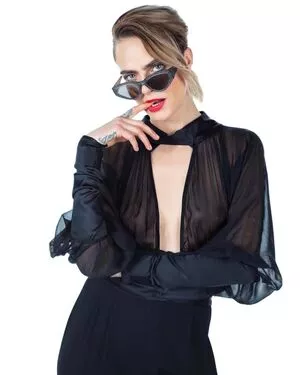 Cara Delevingne OnlyFans Leaked Free Thumbnail Picture - #yFxSLsEWup