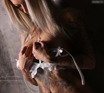 Caragrey Ink OnlyFans Leaked Free Thumbnail Picture - #FAAGr7EA8r