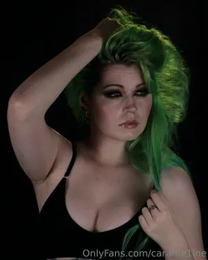 Carame1ine OnlyFans Leaked Free Thumbnail Picture - #zeFfgggozI