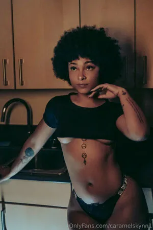 Caramelskynn1 OnlyFans Leaked Free Thumbnail Picture - #p9TFmvdorn