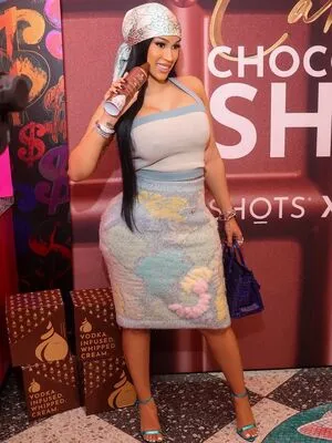 Cardi B OnlyFans Leaked Free Thumbnail Picture - #DO2vfkmcM0