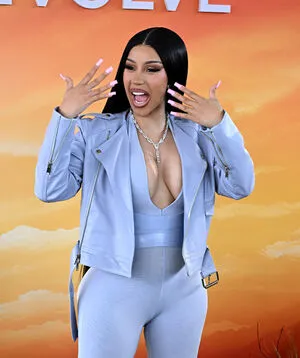 Cardi B OnlyFans Leaked Free Thumbnail Picture - #MNLYxQNERe