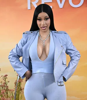 Cardi B OnlyFans Leaked Free Thumbnail Picture - #OQv95wqxMG