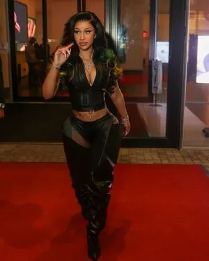Cardi B OnlyFans Leaked Free Thumbnail Picture - #TkRyClg0Xa