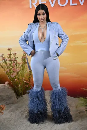 Cardi B OnlyFans Leaked Free Thumbnail Picture - #axJEGFarw9
