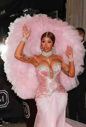 Cardi B OnlyFans Leaked Free Thumbnail Picture - #dONfJE1KNS