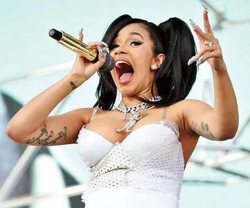 Cardi B OnlyFans Leaked Free Thumbnail Picture - #hqWXQiuLid