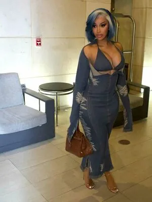Cardi B OnlyFans Leaked Free Thumbnail Picture - #k8NtmLEhf9
