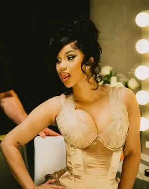 Cardi B OnlyFans Leaked Free Thumbnail Picture - #wzrm8tLSNa